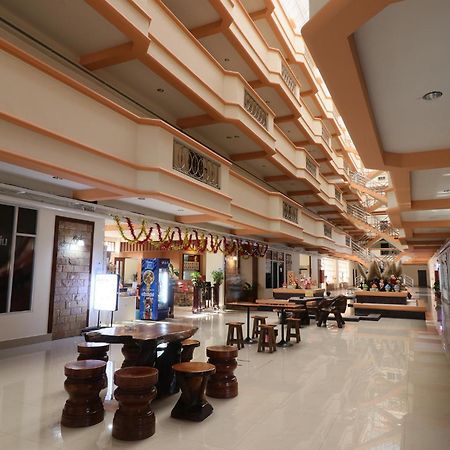 Wangburapa Grand Hat Yai Esterno foto