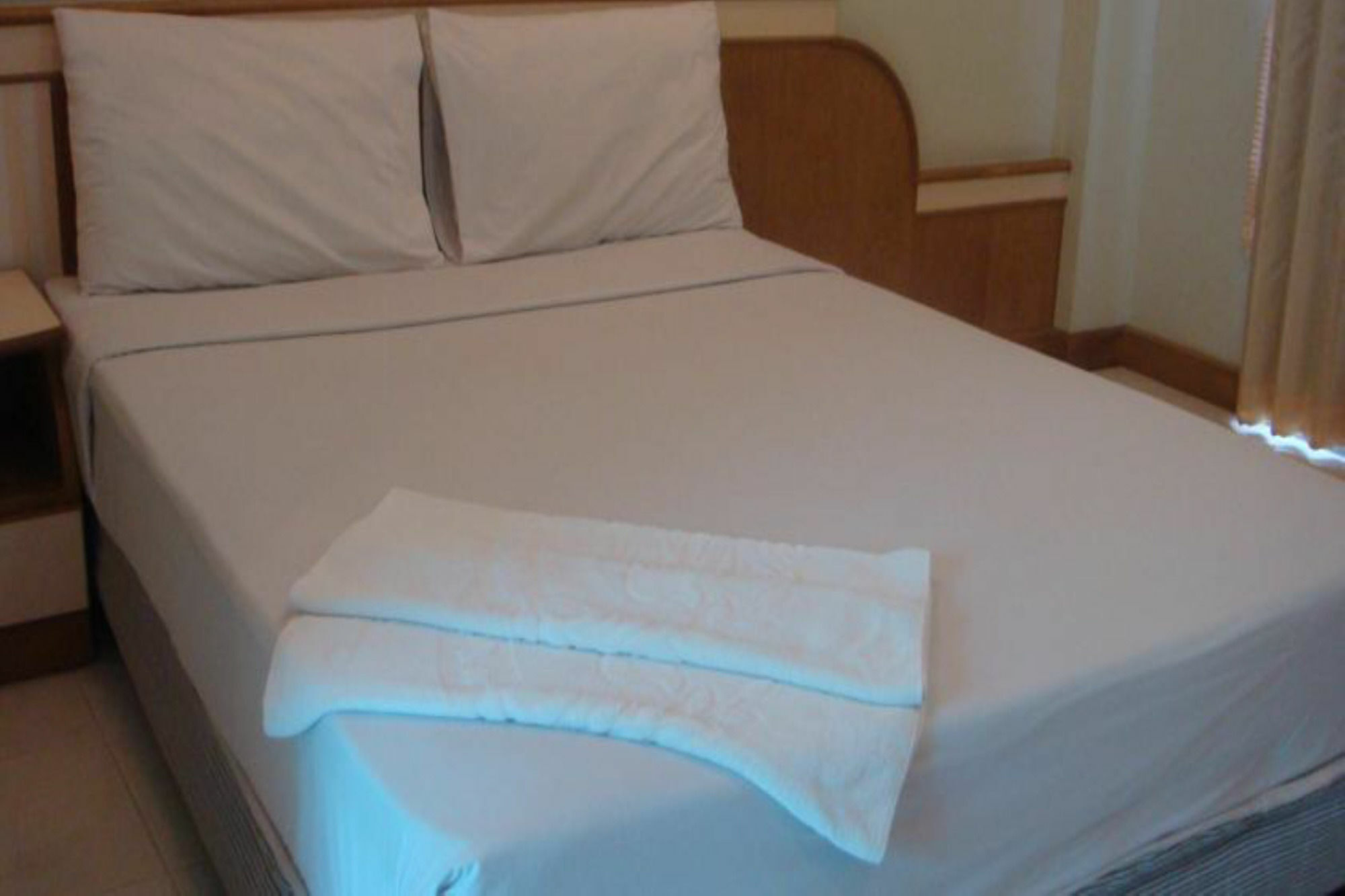 Wangburapa Grand Hat Yai Esterno foto
